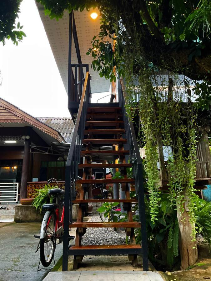 Kwanlah Homestay メーチェム エクステリア 写真